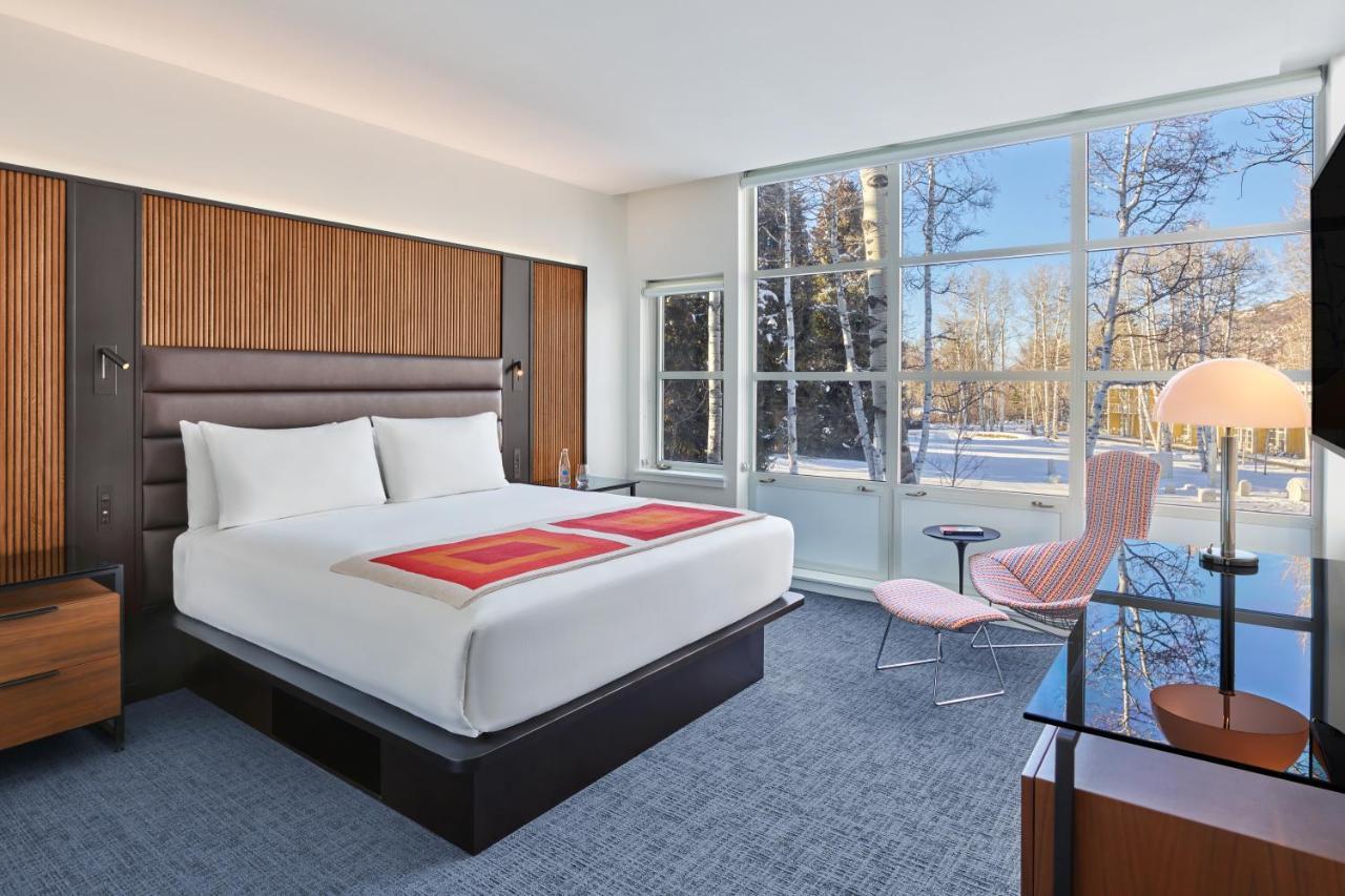 Aspen Junior King Suite Accessible